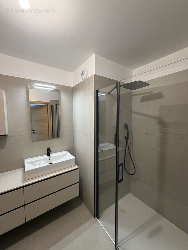 Appartement à BAILLARGUES