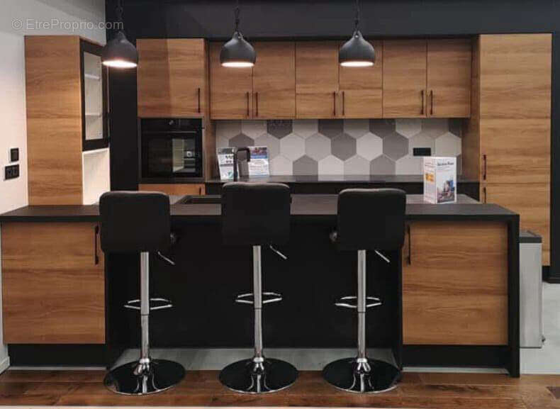 Appartement à MEZERIAT