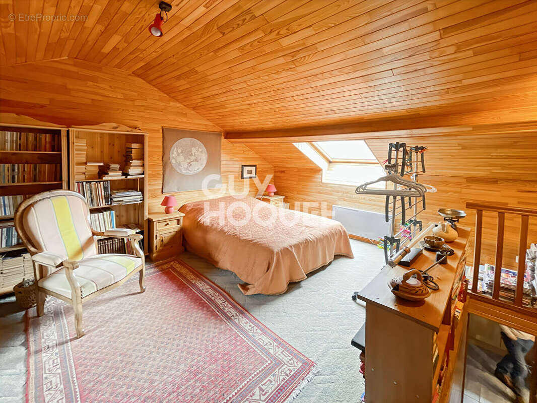 Maison à FONTENAY-TRESIGNY