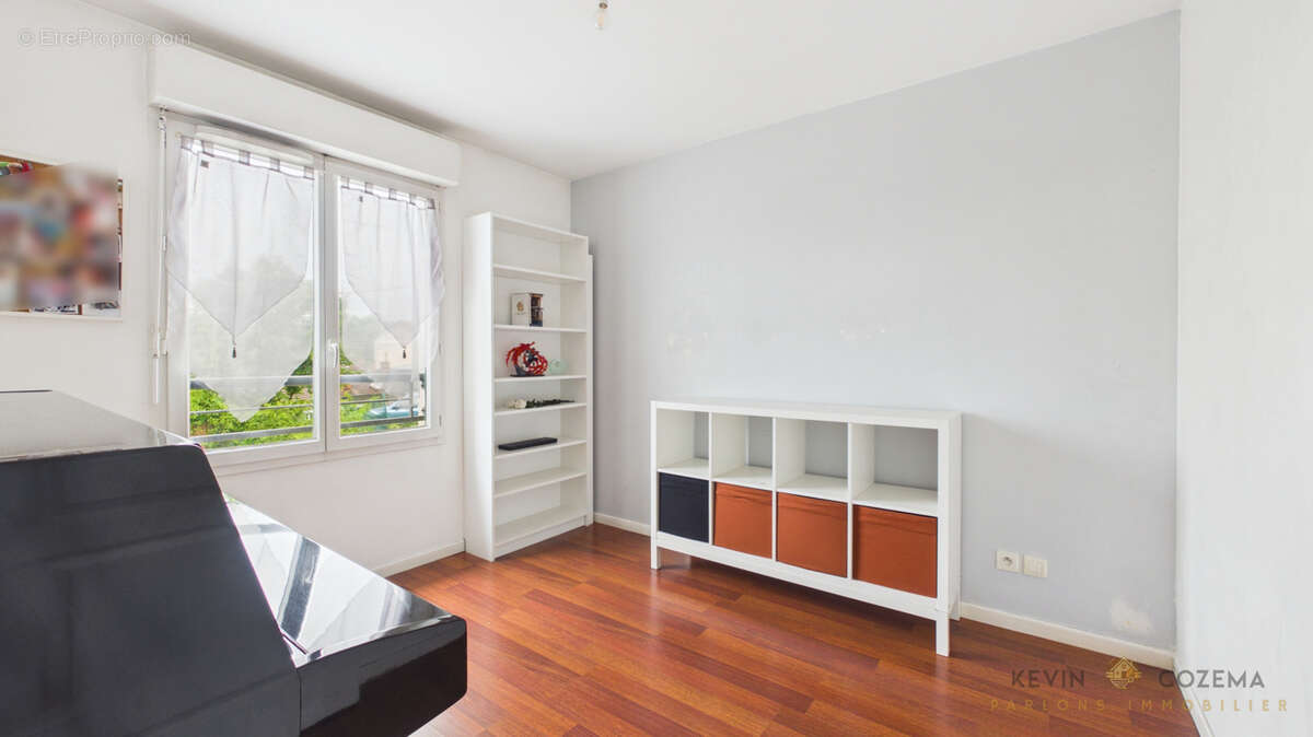 Appartement à CORBEIL-ESSONNES
