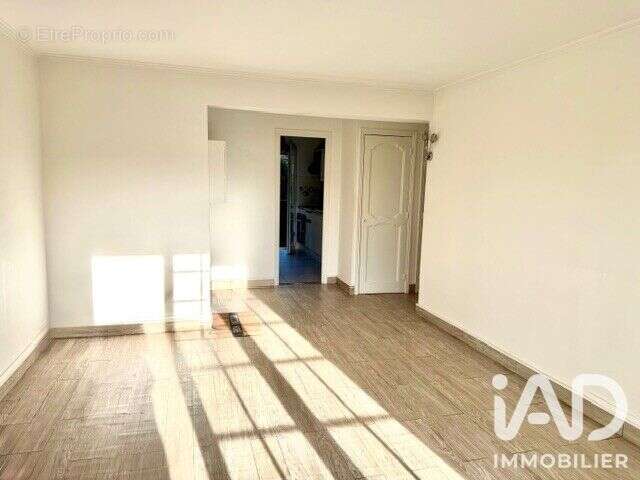 Appartement 48 m² à Saint-Raphael  - photo 4