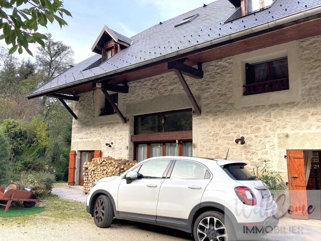 Maison à BARBERAZ