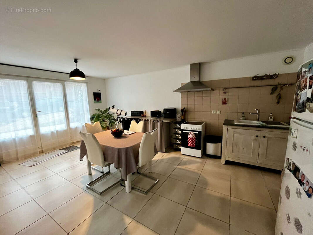 Appartement 73 m² à Rochegude  - photo 3