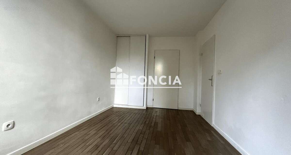 Appartement à CORBEIL-ESSONNES