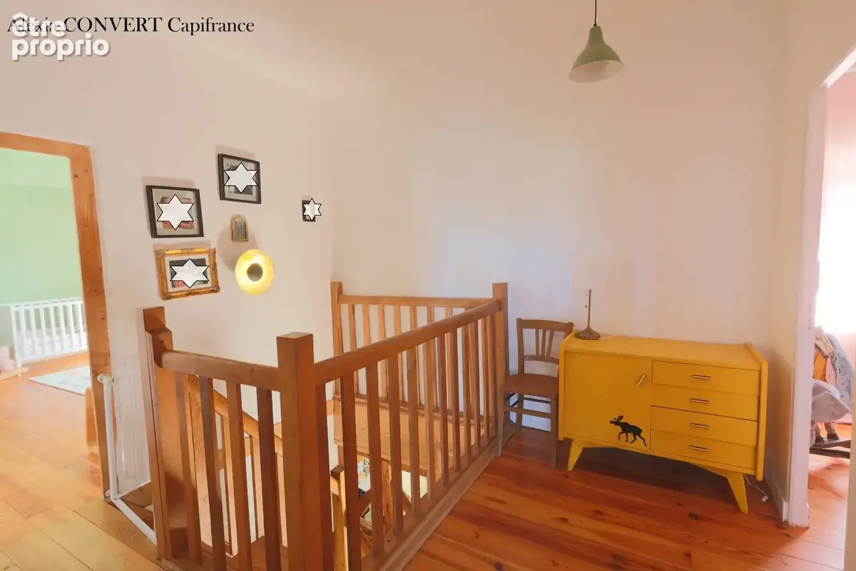 Maison à vendre 5 pièces 162m², terrain 714m² proche centre village d'ATTIGNAT (01) - photo 9