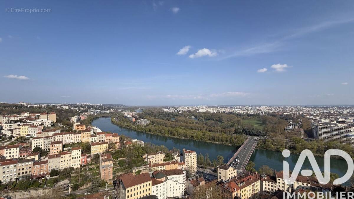 Photo 1 - Appartement à LYON-4E