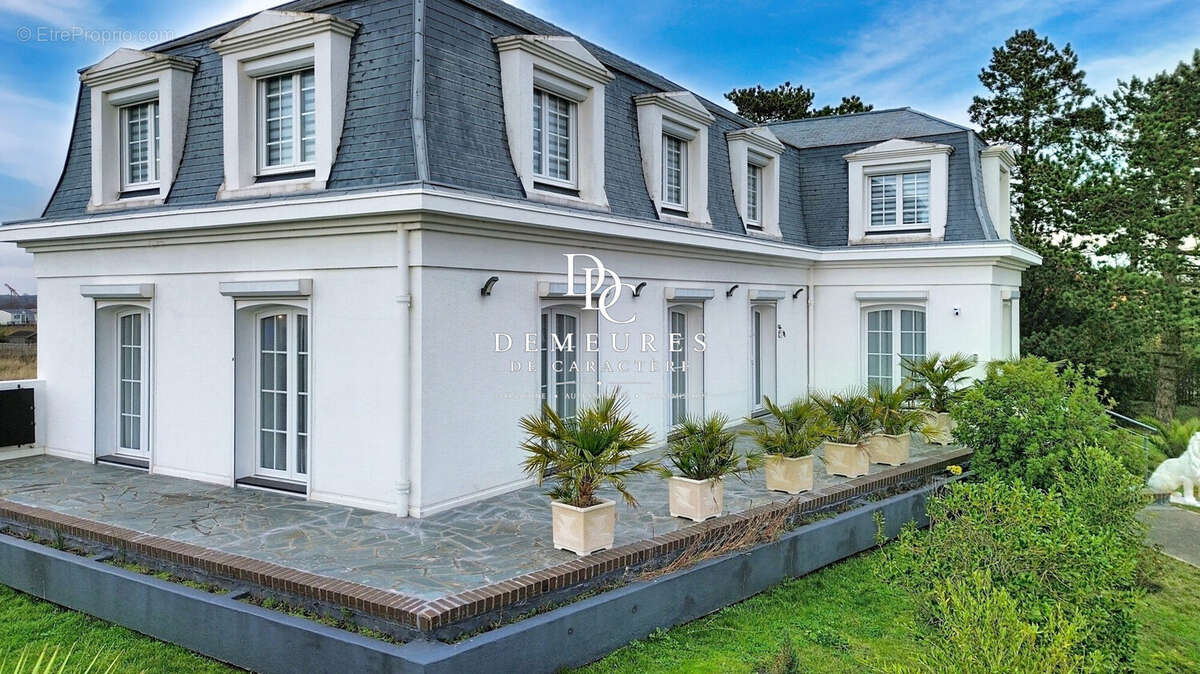 Maison 230 m² à Berck  - photo 3