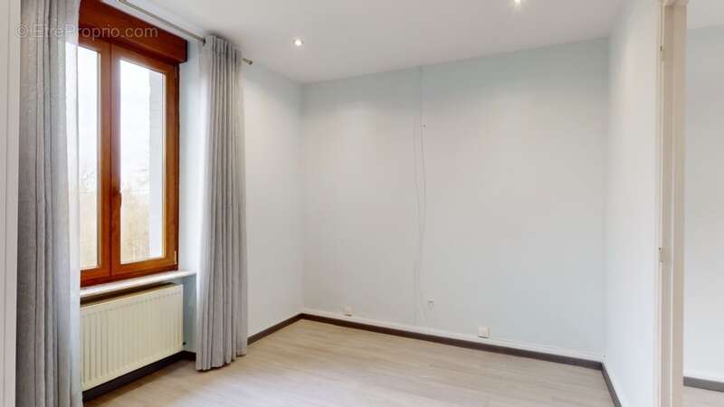 Maison à LONGLAVILLE