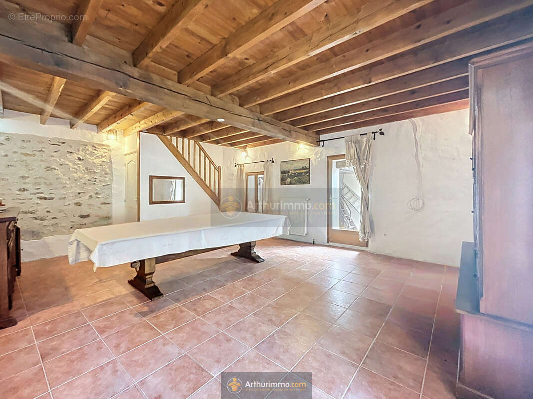 Maison à COULOMMIERS