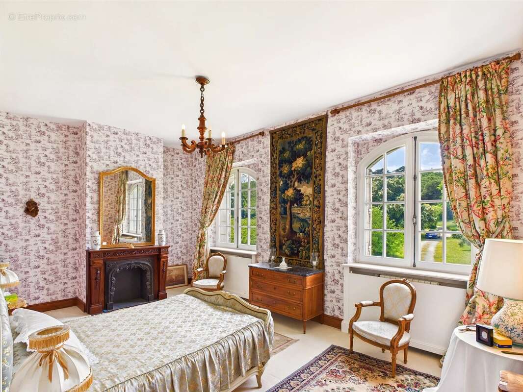 Élégant château de la fin du XXᵉ siècle avec maison d’amis — à 30 minutes de Saint-Émilion - photo 10