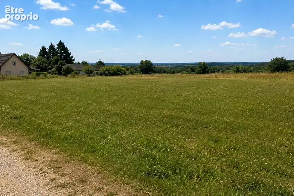 Terrain à MISEREY