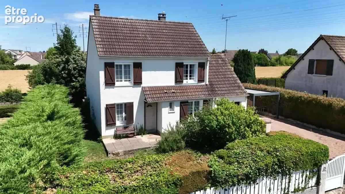 Photo Maison à Villemandeur au prix de 165 000€