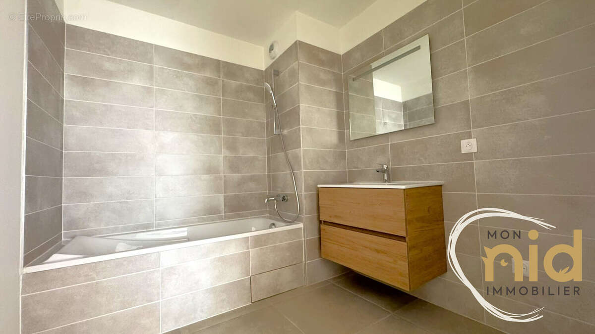 Appartement à MEYLAN