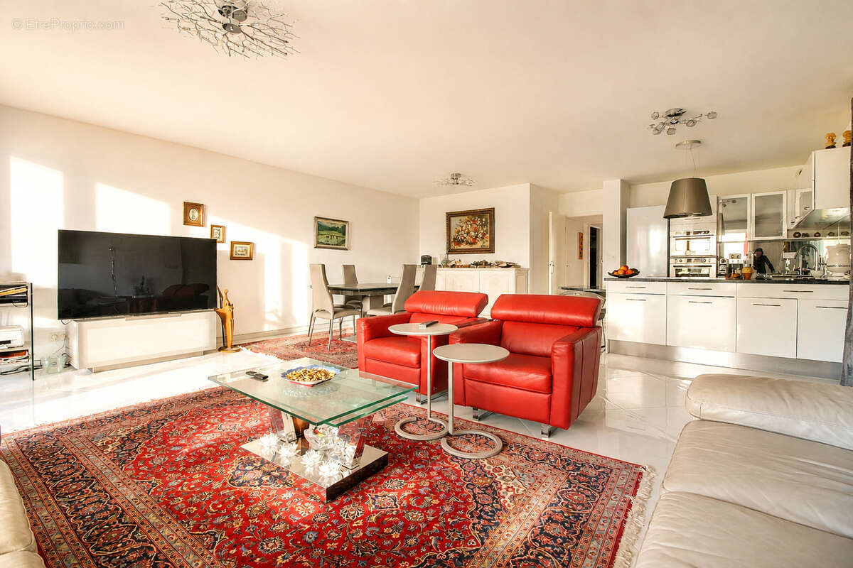 Appartement à SAINT-OUEN