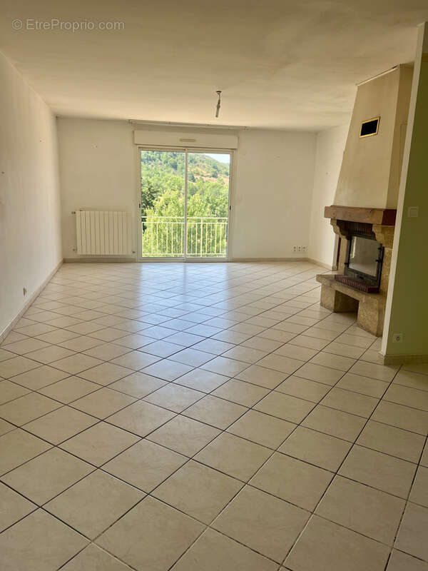Villa T4 avec vue dominante sur le village de Laroque de Fa - photo 24