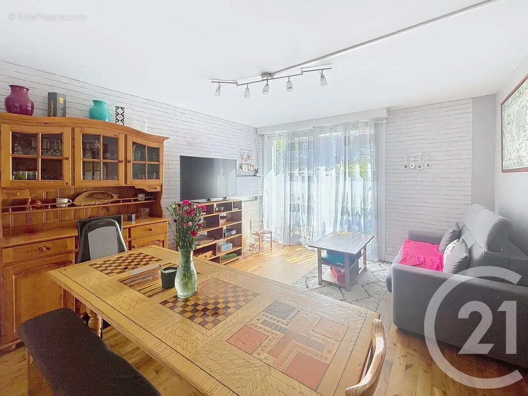 Maison 88 m² à L'isle-D'espagnac  - photo 3