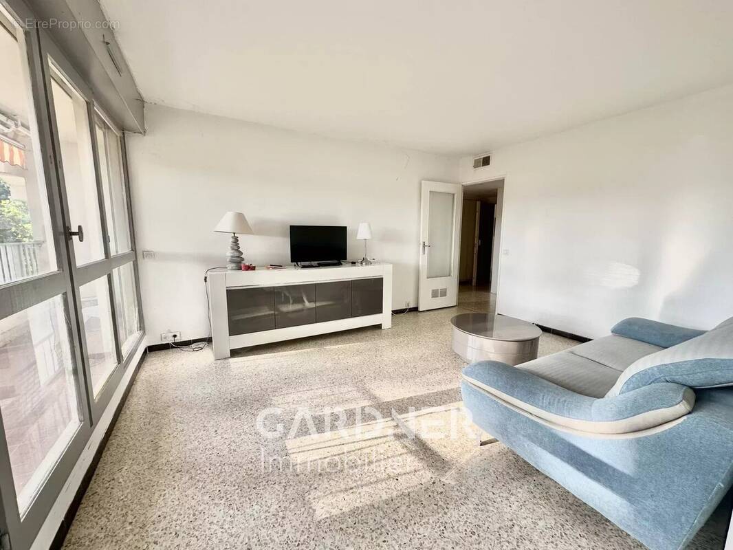 Appartement à AUBAGNE