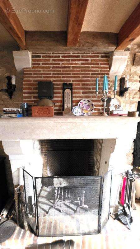 Maison à MEZIERES-EN-BRENNE