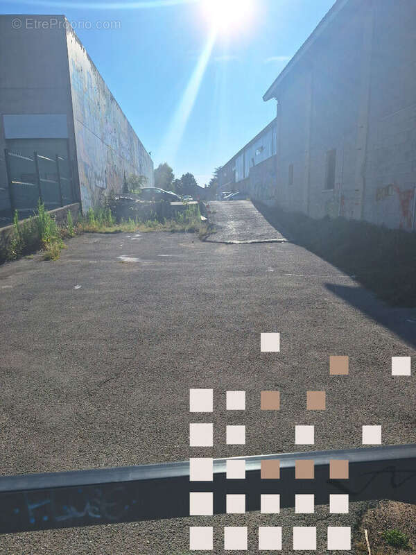 Parking à ROMANS-SUR-ISERE