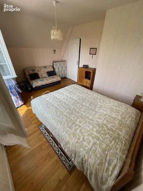 PLOËRMEL CENTRE – Maison familiale 174 m² – 5 chambres – Terrain 1 000 m² divisible et constructible - photo 17
