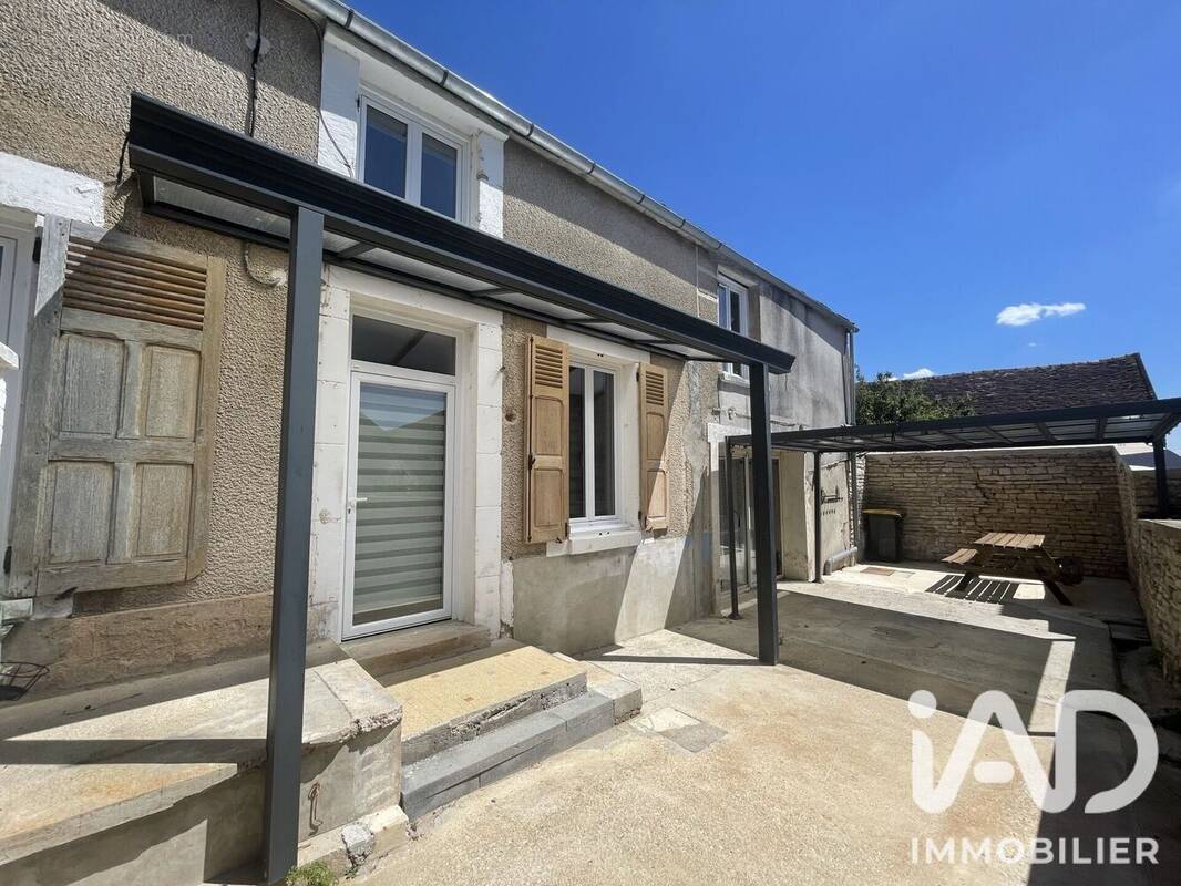 Photo 1 - Maison à POILLY-SUR-SEREIN