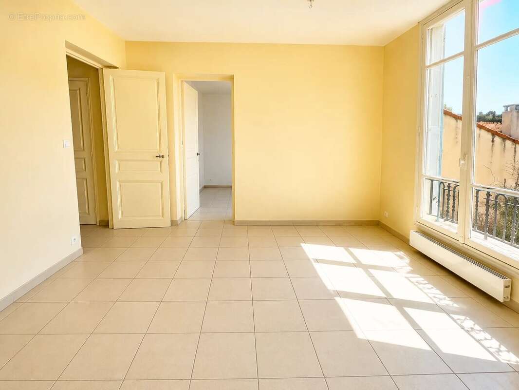 Cap d'ail "centre" - villa 170m²  terrain 1380m²  vue mer  extension possible - photo 4