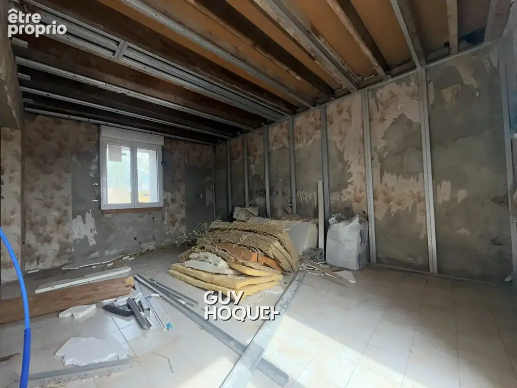Maison à fort potentiel avec grand terrain à pouilloux !!! - photo 15