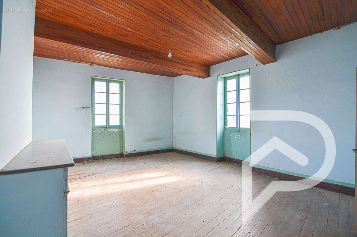 Maison à TOURRENQUETS