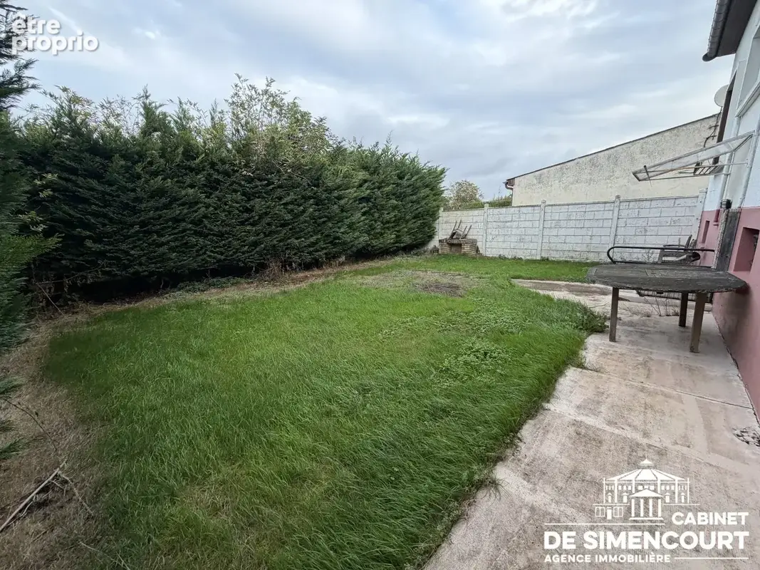 ESSERTAUX -  Maison individuelle avec jardin et nombreuses possibilités - photo 10