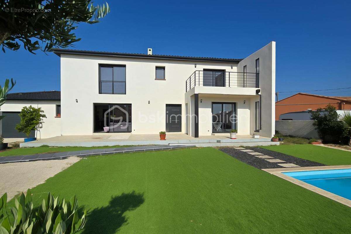Maison à BAGNOLS-SUR-CEZE