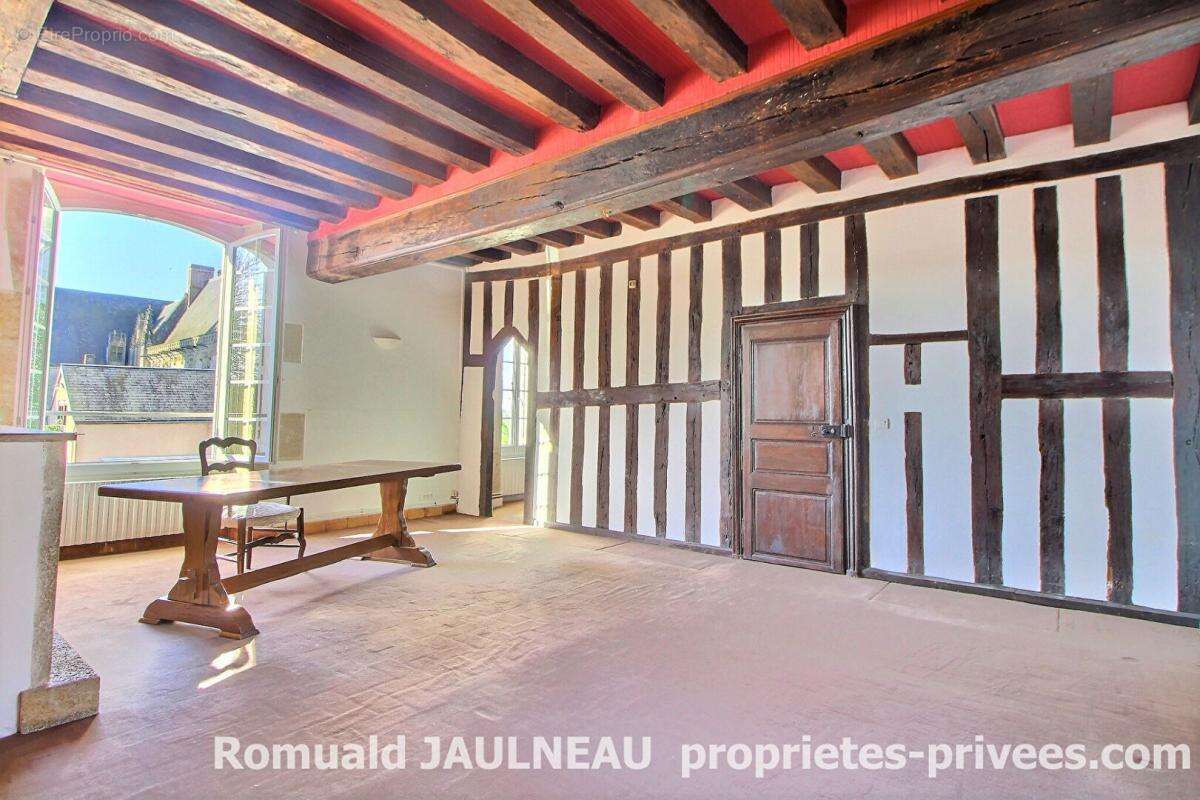 Maison 138 M² HAB Chateaudun CENTRE VILLE - photo 5