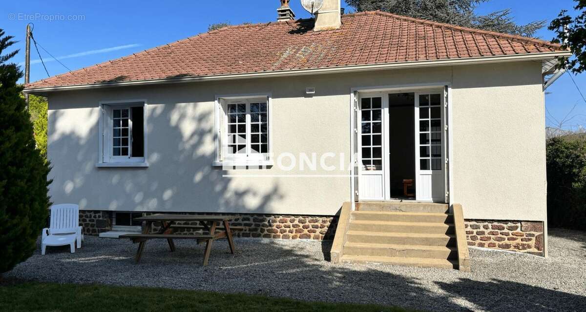 Maison à BEAUMONT-SUR-SARTHE