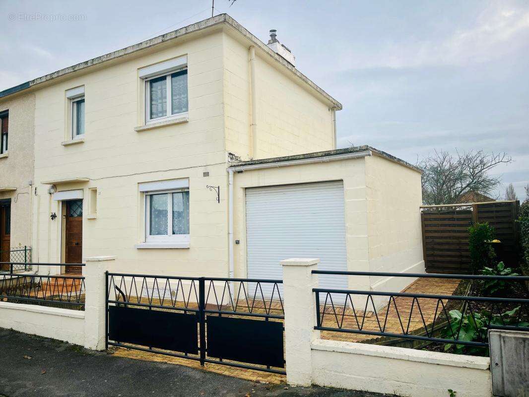Maison à TERGNIER