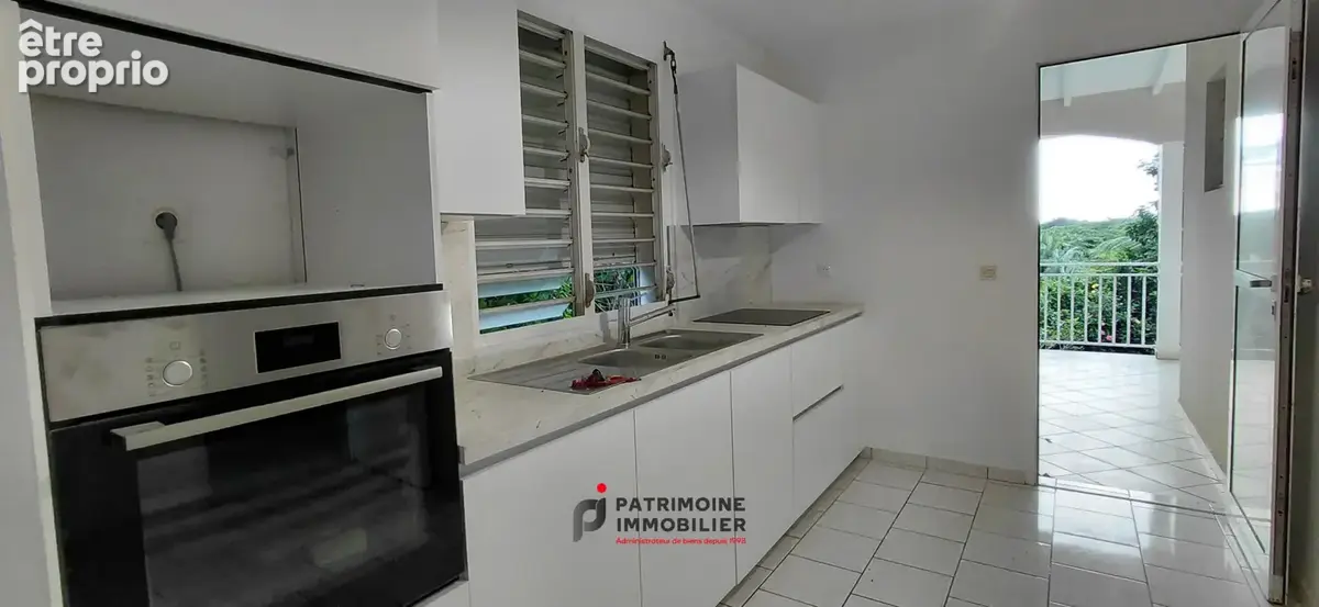 Maison de 82 m2 de type t4 a vendre a baie-mahault - photo 2
