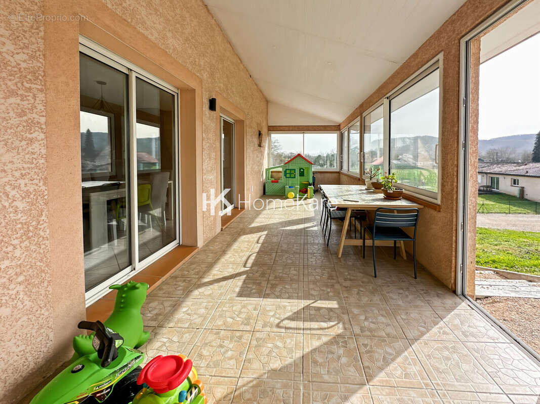 Maison 200 m² à Martres-Tolosane  - photo 2