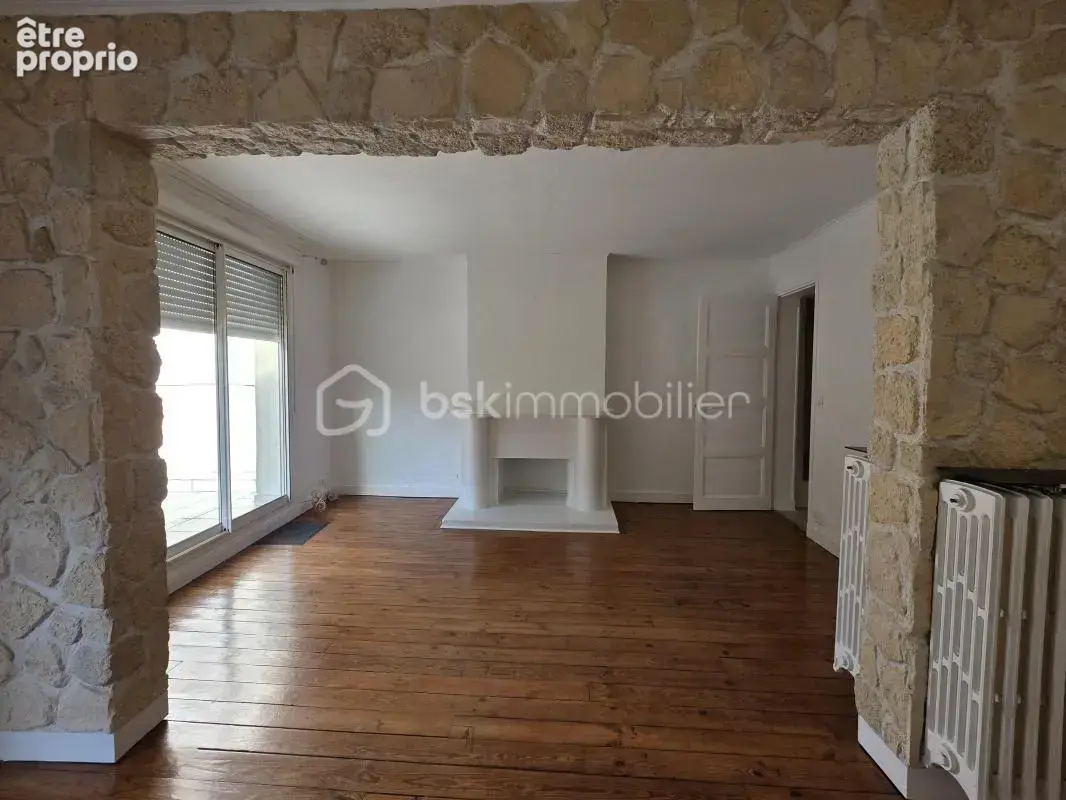 Agen hypercentre-appartement 100 m² - 2 chambres- terrasse- cave - photo 5