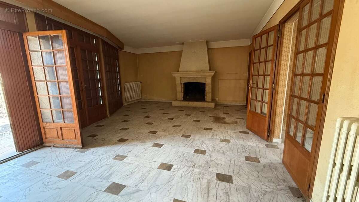 Maison à ROQUEVAIRE