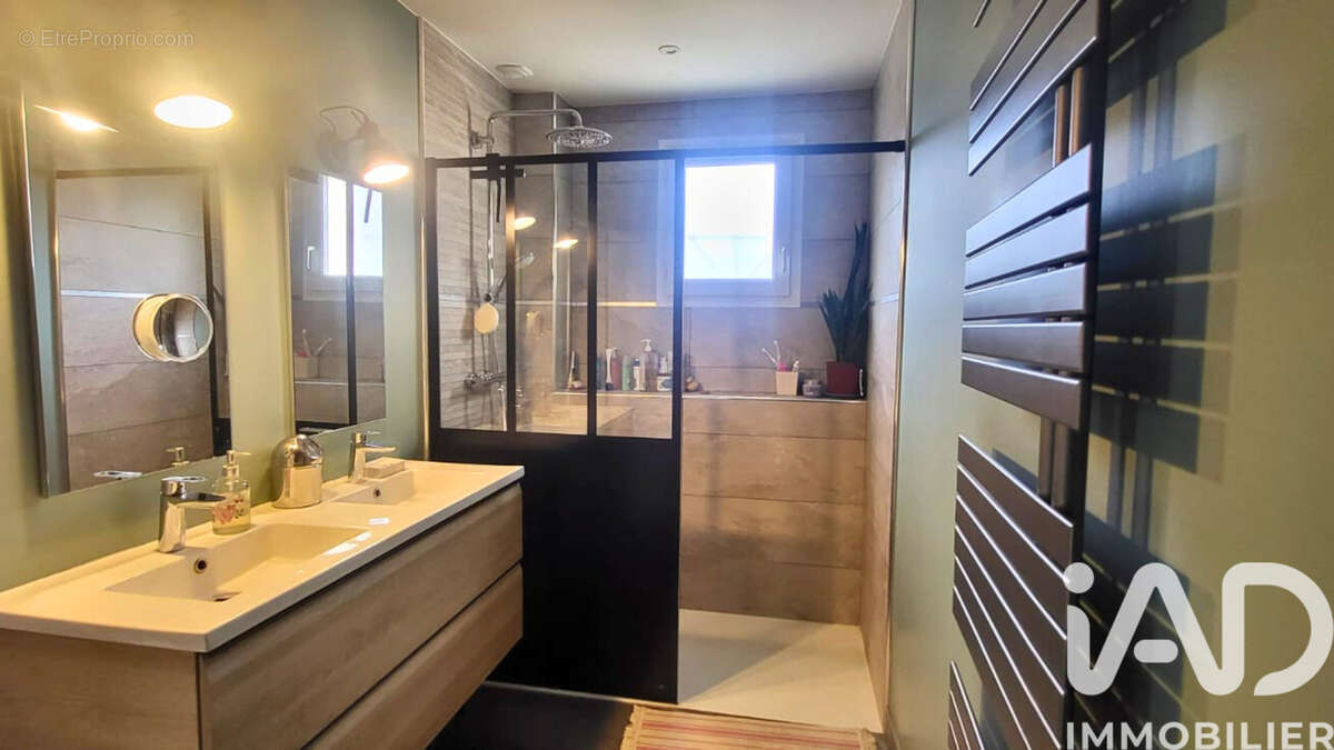 Photo 7 - Maison à BUSSY-SAINT-GEORGES