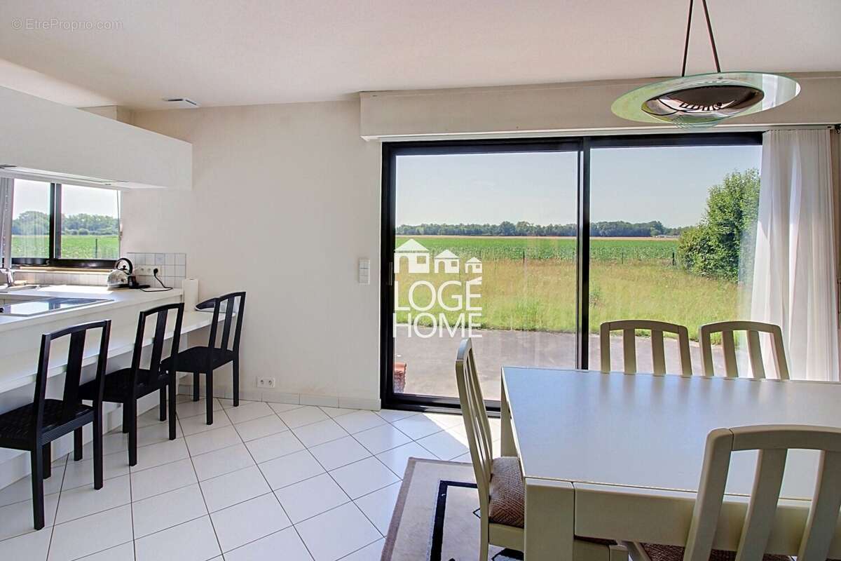 Maison 94 m² à Wavrin  - photo 2