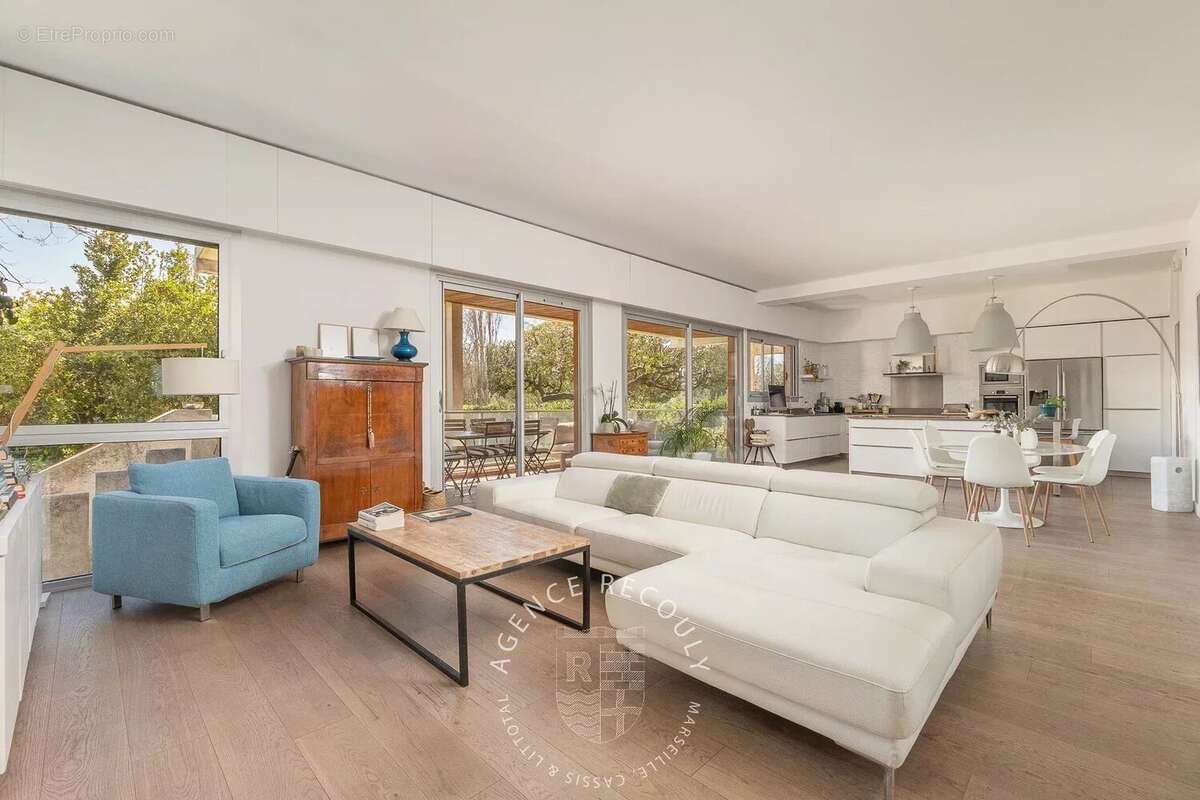 Appartement à MARSEILLE-8E