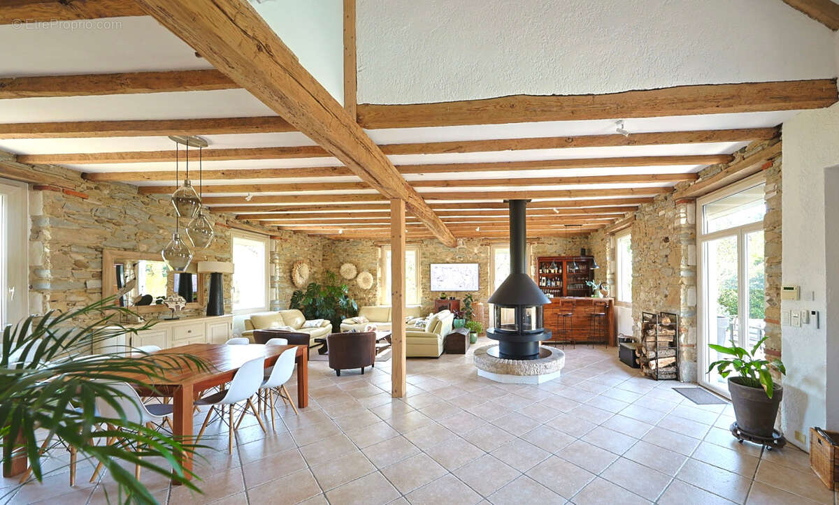 Maison à SAUBUSSE