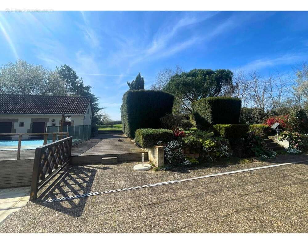 Photo 9 - Maison à BRUGHEAS