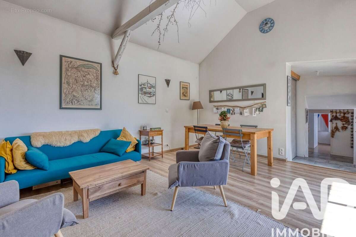 Photo 3 - Maison à LA TERRASSE