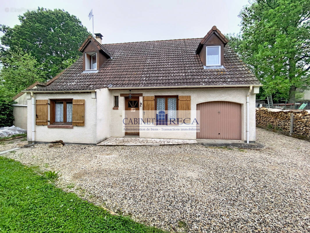 Maison à NOYON