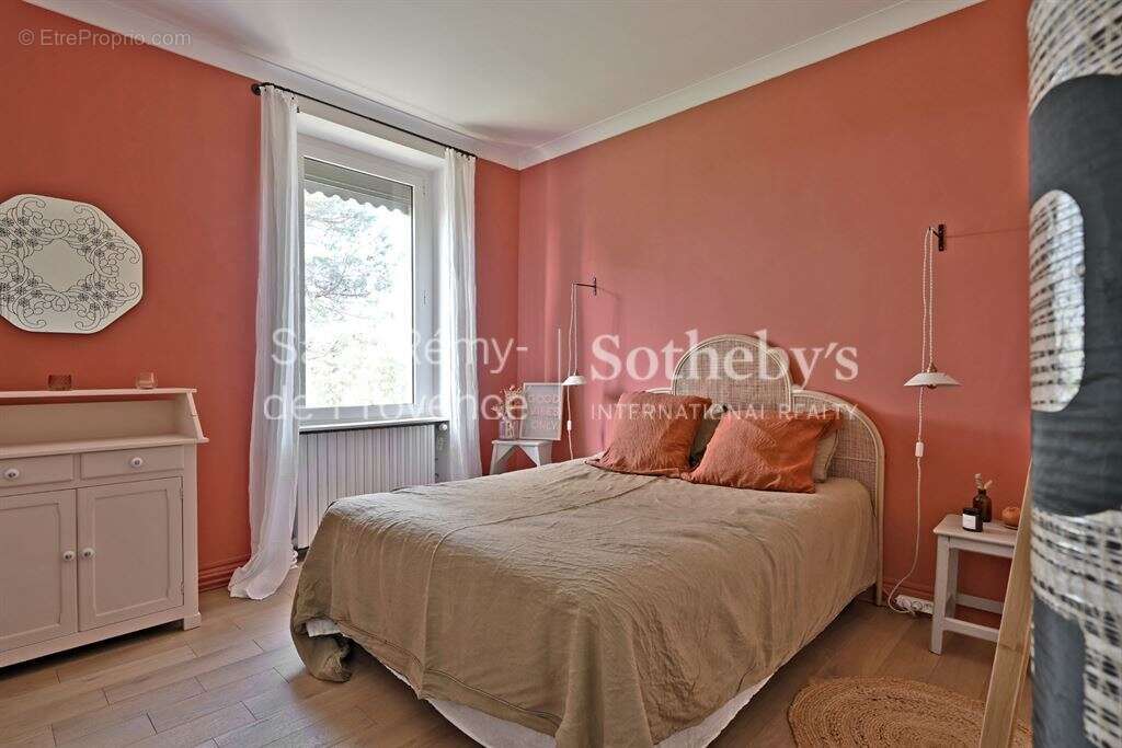 Maison à VILLENEUVE-LES-AVIGNON