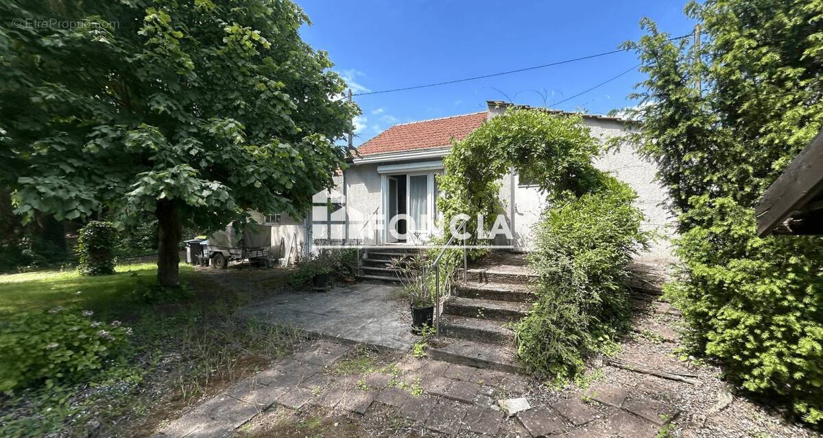 Maison à FAY-AUX-LOGES