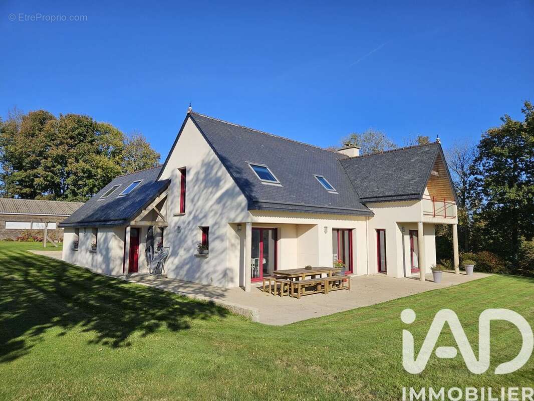 Photo 3 - Maison à GUERLESQUIN