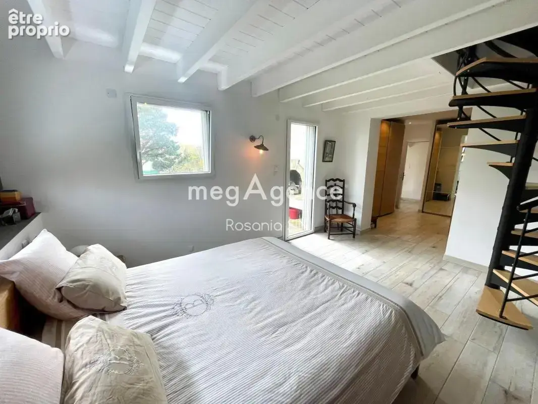 Maison de charme avec vue exceptionnelle sur l’étang - photo 10