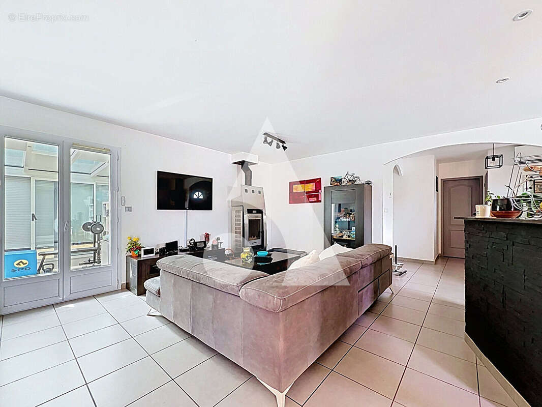 Maison 7 pièce(s) 149 m2 - photo 8