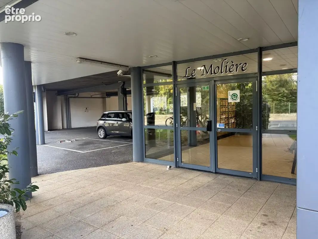 Local commercial Le Mans - photo 1